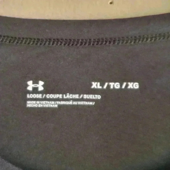 NEW Under Armour Women's Favorite Mesh Long Sleeve XL Black Silver - Picture 3 of 7